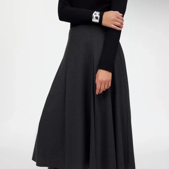 NWT Madewell Dark Gray Flannel Pleated Maxi Skirt SZ 14 - Picture 2 of 7